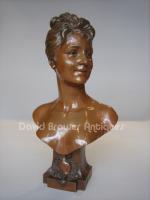An Exhibition bronze bust by Emile Pinedo