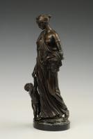 19TH CENTURY FRENCH BRONZE FIGURE OF A MAIDEN, Circa 1850