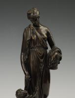 19TH CENTURY FRENCH BRONZE FIGURE OF A MAIDEN, Circa 1850