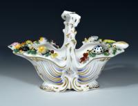Antique Chamberlain Worcester Porcelain Basket with Sea Shell Border, Circa 1835-40