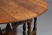 William and Mary Oak Gateleg Table
