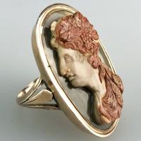 Bacchante cameo ring. German, early 18th century, the ring c.1800