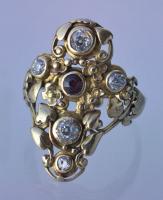 ARTIFICERS' GUILD, LONDON (1901-1942) Floral Diadem Shaped Ring