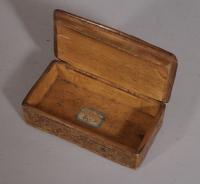 S/3525 Antique Treen 19th Century Rectangular Snuff Box