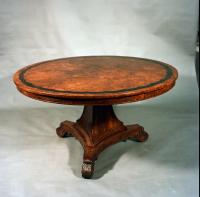 Regency Period Circular Burr Yew Wood Center Table