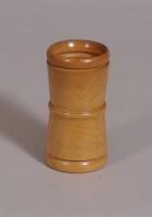 S/3580 Antique Treen Late Victorian Boxwood Dice Shaker