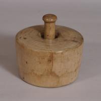 S/3614 Antique Treen 19th Century Large Sycamore Butter Stamp