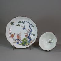 Meissen octafoil teabowl