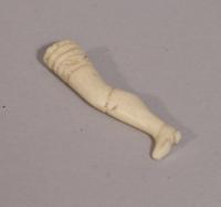 S/3831 Antique Georgian Period Prisoner of War Bone Lady's Leg Pipe Tamper