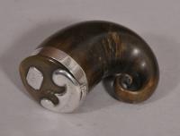 S/3987 Antique 19th Century Stag Horn Snuff Mull