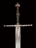 Decorative broadsword in the 16th Century style_c