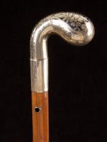 Silver and niello pistol-grip handled malacca cane_c
