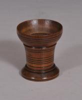 S/4088 Antique Treen 19th Century Beech Pounce Pot