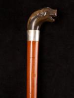 L-shaped dog head-handled cane carved from horn_a