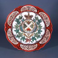 Wedgwood Canadian Series Pottery Plate with Coat of Arms of Montreal, Date Letter for 1913.