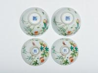 Pair of Chinese porcelain bowls and covers, Daoguang reign, Qing dynasty