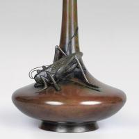 Japanese bronze vase with a grasshopper signed Joju, Meiji Period