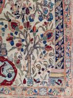 Tabriz vase carpet tree
