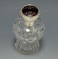 Mappin and Webb silver scent perfume bottle 1928