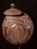 Carved and decorated coconut_f