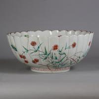 Side of Japanese Kakiemon bowl