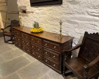 A MAGNIFICENT CHARLES II OAK COUNTRY HOUSE DRESSER. ENGLISH. CIRCA 1680.