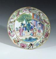 Chinese Export Famille Rose Mandarin Porcelain Saucer Dish,  Circa 1810.