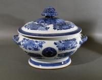 Chinese Export Porcelain Blue Fitzhugh Soup Tureen