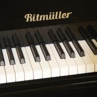 Ritmuller RS160 nameboard