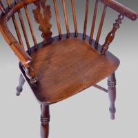 19th century yew, ash & elm Windsor chair