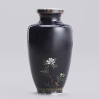 Japanese cloisonné vase by Ando Jubei Meiji Period
