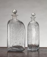 Eighteenth Century fitted decanter box with thirteen cut glass decanters