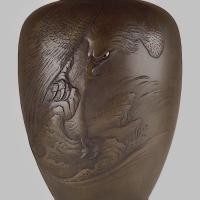 Japanese bronze vase with eagle signed Shuho koku, late Meiji Period
