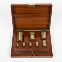 8 apothecaries measures for Lancaster by Thomas Cheshire