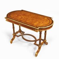 Victorian fine satinwood ladies’ writing table