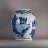 Large Chinese blue and white jar, front of vase