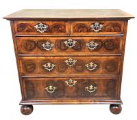 Oyster Veneered 17th Century Chest Of Drawers