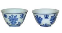 Kangxi Pair of Blue and White Small Bowls