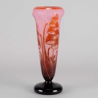 Art Deco Cameo Cased and Cut Glass Vase "Digitale" by Le Verre Français