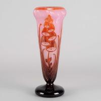 Art Deco Cameo Cased and Cut Glass Vase "Digitale" by Le Verre Français