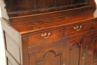 A Lovely 18th Century Welsh Oak Dresser and Rack