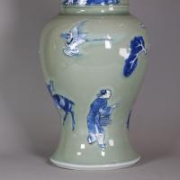 foot of celadon vase