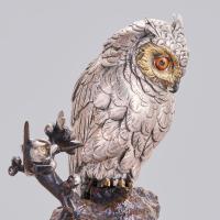 Japanese bronze owl with silvered body signed Mitani sei, Meiji Period