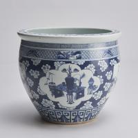 19th Century Chinese porcelain blue and white fish bowl