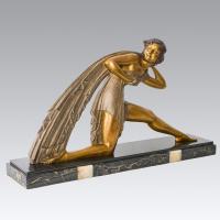 Early 20th Century Art Deco Sculpture "Femme Allongée" by Demetre Chiparus