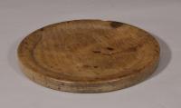 S/5789 Antique Treen 18th Century Sycamore Circular Platter