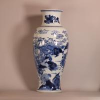 Another photograph of side of Kangxi blue and white vase