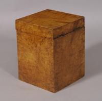 S/5867 Antique Treen 19th Century Swedish Burr Birch Lidded Box