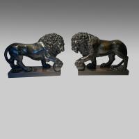 pair 19th century bronze grand tour 'Medici lions'