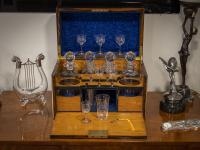 Overview of the Decanter Box with the contents showing in a decorative collectors setting